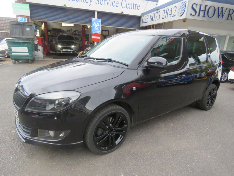 2014 Skoda Roomster 1.2 Tsi Black Edition Euro 5 5dr in Black — image 1