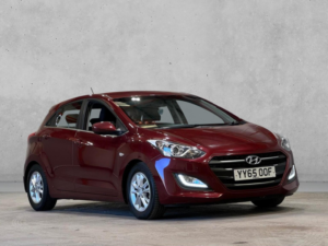 2015 Hyundai I30 1.6 Crdi Blue Drive Se Euro 6 (s/s) 5dr in Red — image 5