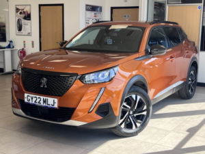 2022 Peugeot 2008 1.2 Puretech Allure Premium in Orange — image 5