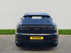 2023 Porsche Cayenne 3.0 V6 E-Hybrid 17.9kwh Platinum Edition Coupe 5dr Petrol Plug-In Hybrid Tiptronics 4WD Euro 6 (s/s) (3.6kw Charger) (462 Ps) in Black — image 6