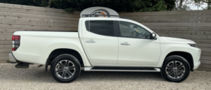 2021 Mitsubishi L200 2.2 Di-D Dc Barbarian X in White — image 3