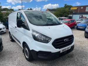 2019 Ford Transit Custom 2.0 300 Ecoblue L1 H1 Euro 6 5dr in White — image 4