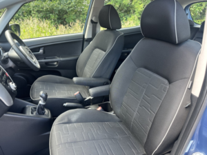 2013 Kia Venga 1.4 Ecodynamics 2 in Blue — image 2