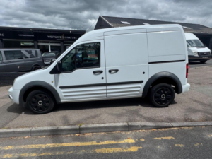 2013 Ford Transit Connect 1.8 Tdci T230 Trend L3 H3 4dr Dpf in White — image 6