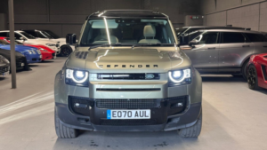 2020 Land Rover Defender 110 3.0 D250 Mhev First Edition in Green — image 2