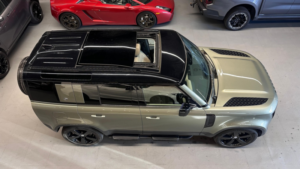 2020 Land Rover Defender 110 3.0 D250 Mhev First Edition in Green — image 3