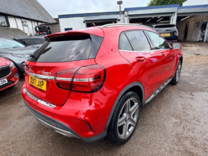 2017 Mercedes Gla Gla 220 D 4matic Amg Line Premium in Red — image 5