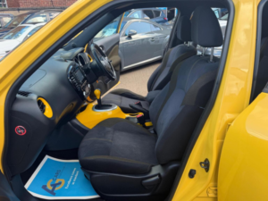 2015 Nissan Juke 1.6 Acenta Premium Xtron Euro 6 5dr in Yellow — image 4