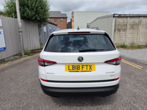 2018 Skoda Kodiaq 2.0 Tsi Se L DSG 4WD Euro 6 (s/s) 5dr (7 Seat) in White — image 5
