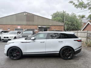 2018 Land Rover Range Rover Velar 2.0 D240 S in White — image 6