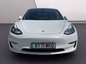 2021 Tesla Model 3 (dual Motor) Long Range in White — image 2