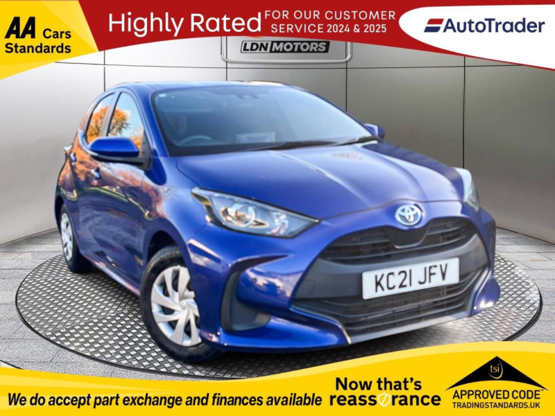 2021 Toyota Yaris 1.5 Vvt-H Excel E-CVT Euro 6 (s/s) 5dr in Blue — image 1