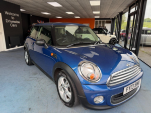 2013 MINI Hatch 1.6 One Euro 5 3dr in Blue — image 3