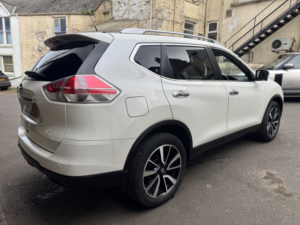 2017 Nissan X-Trail 1.6 Dig-T Tekna in White — image 3