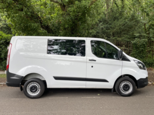 2022 Ford Transit Custom 2.0 Transit Custom Leader Dciv 300 L1 2.0l Ecoblue 105ps Fwd 6 Speed Manual in White — image 6