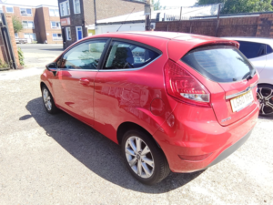 2010 Ford Fiesta 1.3 Zetec in Red — image 4