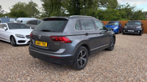 2017 Volkswagen Tiguan 2.0 Tdi Se Navigation Euro 6 (s/s) 5dr in Grey — image 6