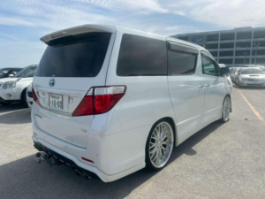 2008 Toyota Vellfire 3.5 Z G-Edition 5dr 7 Seats in White — image 3