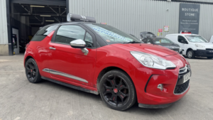 2012 Citroen Ds3 1.6 E-Hdi Airdream Dsport Plus Diesel Red 3dr Low Tax+leather+cruise in Red — image 6