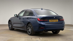 2022 BMW 3 Series 2.0 330e Sport Pro Saloon in Blue — image 3