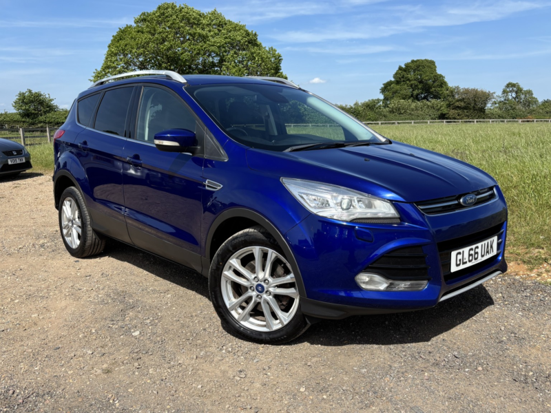 2016 Ford Kuga 2.0 Tdci Titanium X in Blue — image 1