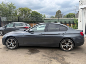 2017 BMW 3 Series 2.0 320i Sport Auto Euro 6 (s/s) 4dr in Grey — image 3