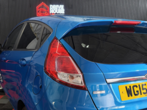 2015 Ford Fiesta 1.5 Tdci Titanium in Blue — image 5