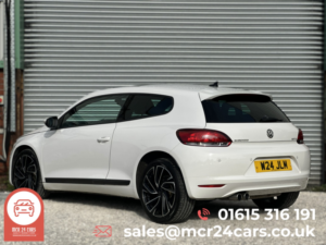 2011 Volkswagen Scirocco 2.0 Tdi Bluemotion Tech Gt Semi Auto in White — image 5
