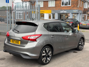 2017 Nissan Pulsar 1.5 Dci Tekna Euro 6 (s/s) 5dr in Grey — image 2