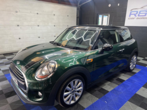 2017 MINI Hatch