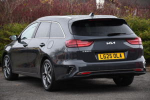 2025 Kia Ceed 1.5 T-Gdi 3 Sportswagon 5dr Petrol Dct Euro 6 (s/s) (138 Bhp) in Grey — image 4