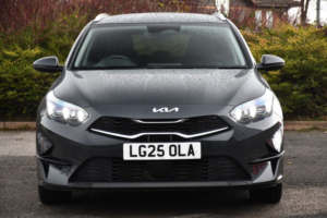 2025 Kia Ceed 1.5 T-Gdi 3 Sportswagon 5dr Petrol Dct Euro 6 (s/s) (138 Bhp) in Grey — image 6
