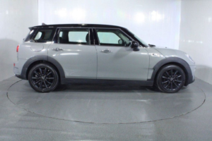2017 MINI Clubman 2.0 Cooper Sd Estate 6dr Diesel Manual Euro 6 (s/s) (190 Ps) in Grey — image 4