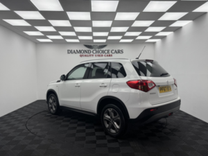 2017 Suzuki Vitara 1.6 Sz-T in White — image 4