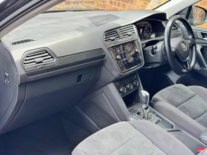 2018 Volkswagen Tiguan 2.0 Tdi Sel DSG Euro 6 (s/s) 5dr in Grey — image 4