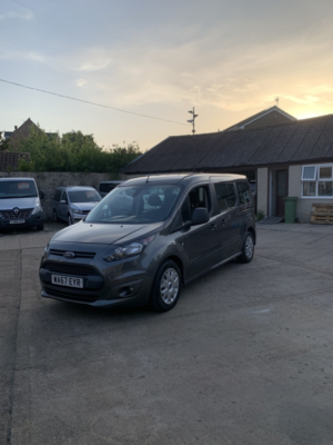 2017 Ford Grand Tourneo Connect 1.5 Tdci Zetec in Grey — image 5
