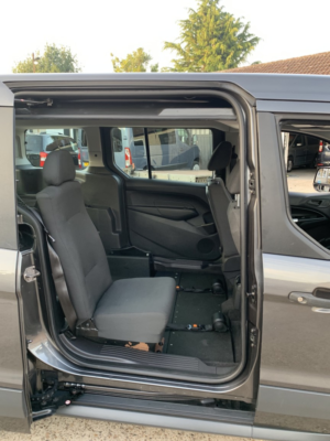 2017 Ford Grand Tourneo Connect 1.5 Tdci Zetec in Grey — image 6