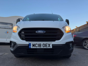 2018 Ford Transit Custom 2.0 300 Ecoblue Crew Van L1 H1 Euro 6 5dr (6 Seat) in White — image 5
