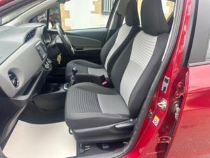 2019 Toyota Yaris 1.5 Vvt-I Icon Tech Euro 6 5dr in Red — image 2