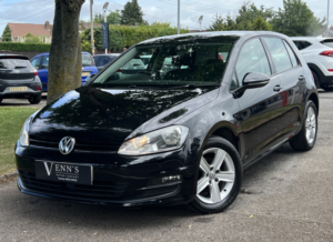 2015 Volkswagen Golf 1.6 Tdi Bluemotion Tech Match in Black — image 3