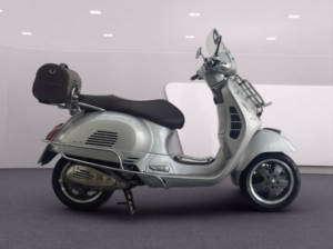 2017 Piaggio Vespa Gts 300 Super Abs in Grey — image 4