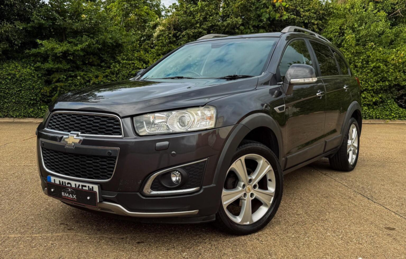 2013 Chevrolet Captiva 2.2 Vcdi Ltz Auto 4WD Euro 5 5dr (7 Seats) in Grey — image 1
