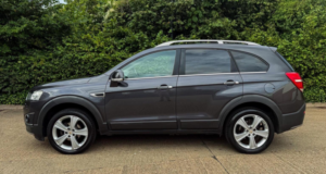 2013 Chevrolet Captiva 2.2 Vcdi Ltz Auto 4WD Euro 5 5dr (7 Seats) in Grey — image 6