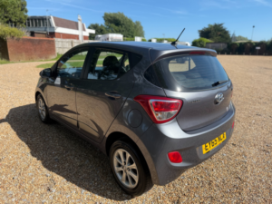 2015 Hyundai I10 1.2 Premium Hatchback 5dr Petrol Manual Euro 5 (87 Ps) in Grey — image 5