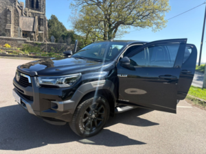 2021 Toyota Hilux 2.8 D-4d Invincible X in Black — image 5