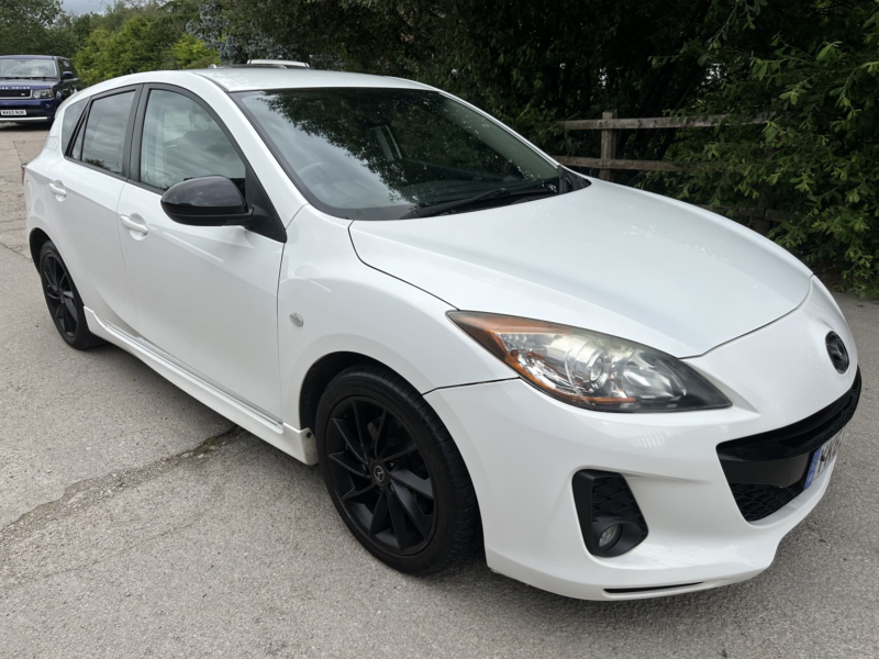2013 Mazda Mazda3 2.2 D Sport Nav in White — image 1