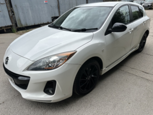 2013 Mazda Mazda3 2.2 D Sport Nav in White — image 3