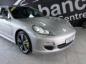 2012 Porsche Panamera 3.0d V6 Tiptronics Euro 5 5dr in Silver — image 5