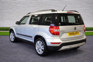2016 Skoda Yeti 1.2 Tsi Se L Outdoor DSG Euro 6 (s/s) 5dr in Silver — image 6