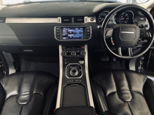 2012 Land Rover Range Rover Evoque 2.2 Sd4 Pure in Black — image 2